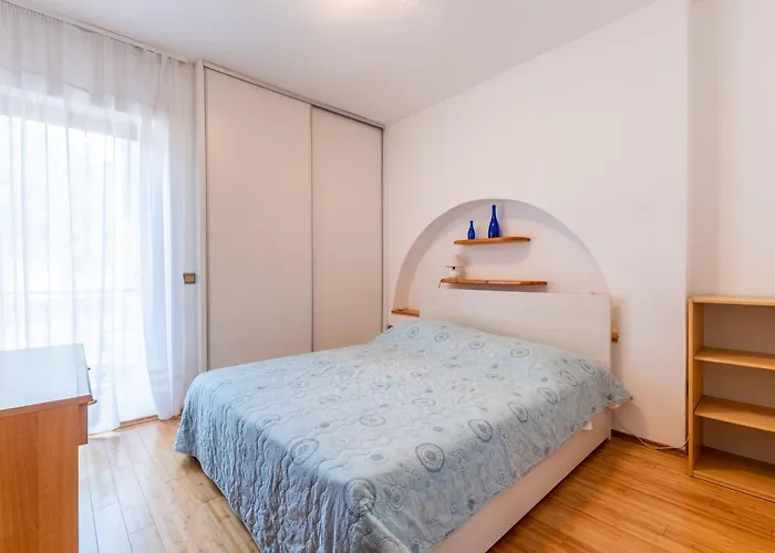 Zdena Apartamento Murter